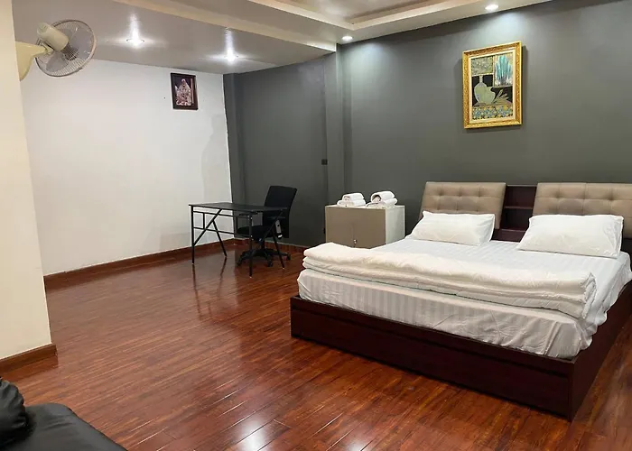 Beautiful 2 Story Newly Renovated House Maison d'hôtes *