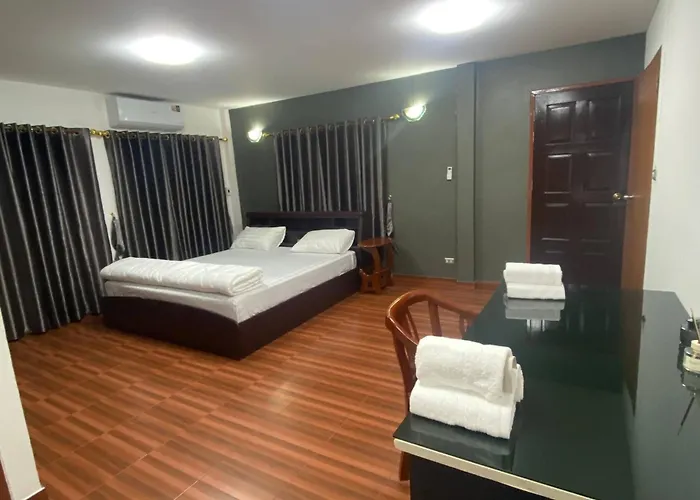 Beautiful 2 Story Newly Renovated House *