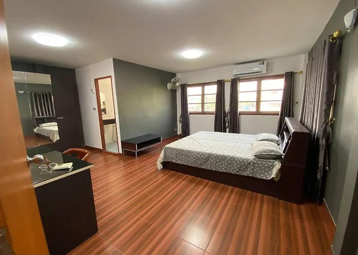 Beautiful 2 Story Newly Renovated House * Bangkok