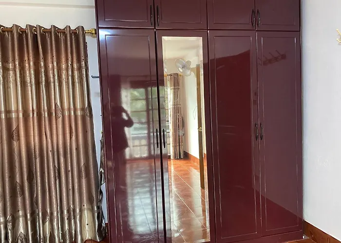 Beautiful 2 Story Newly Renovated House Maison d'hôtes Bangkok