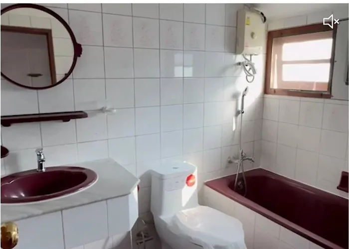 Maison d'hôtes Beautiful 2 Story Newly Renovated House Bangkok